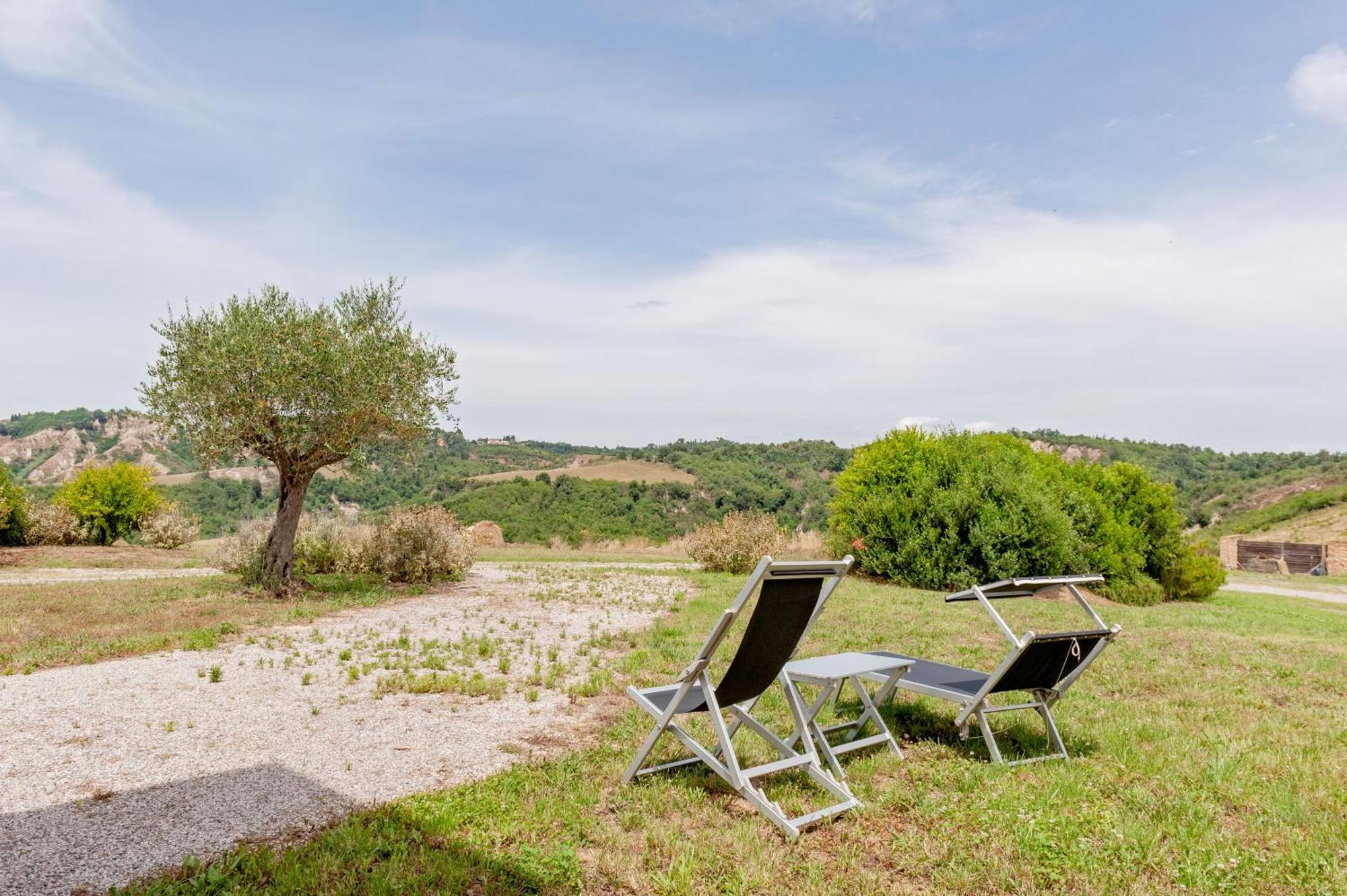 Il Borgo Delle Ville Palaia Eksteriør bilde