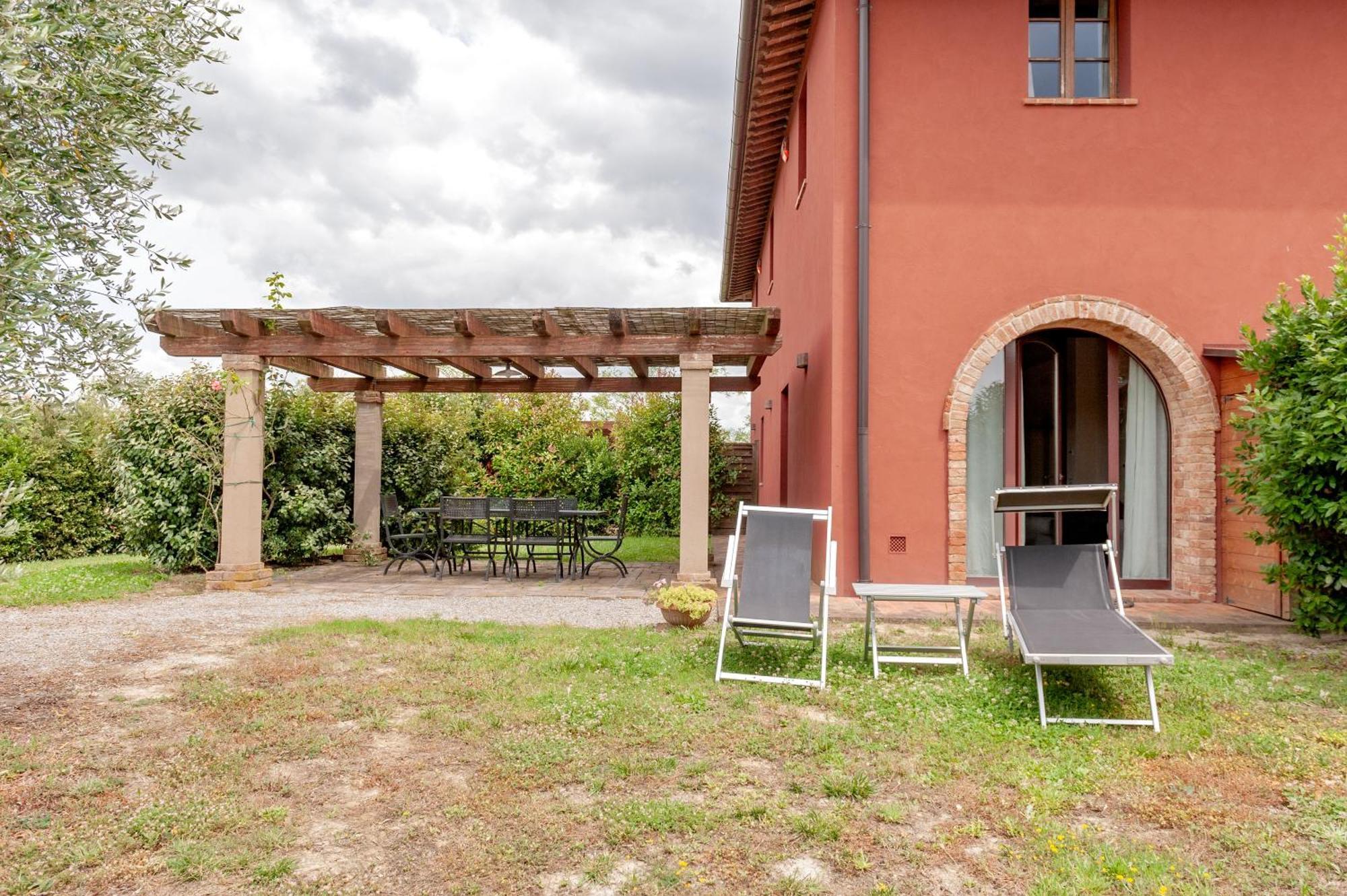 Il Borgo Delle Ville Palaia Eksteriør bilde