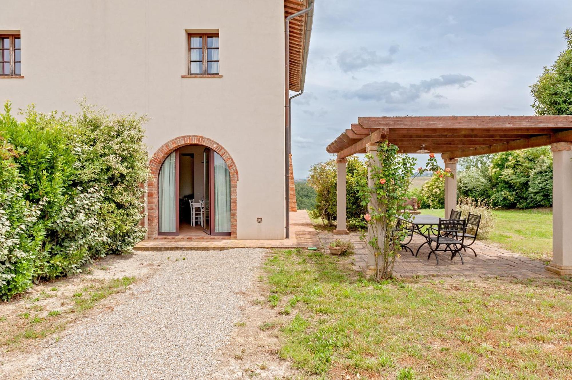 Il Borgo Delle Ville Palaia Eksteriør bilde